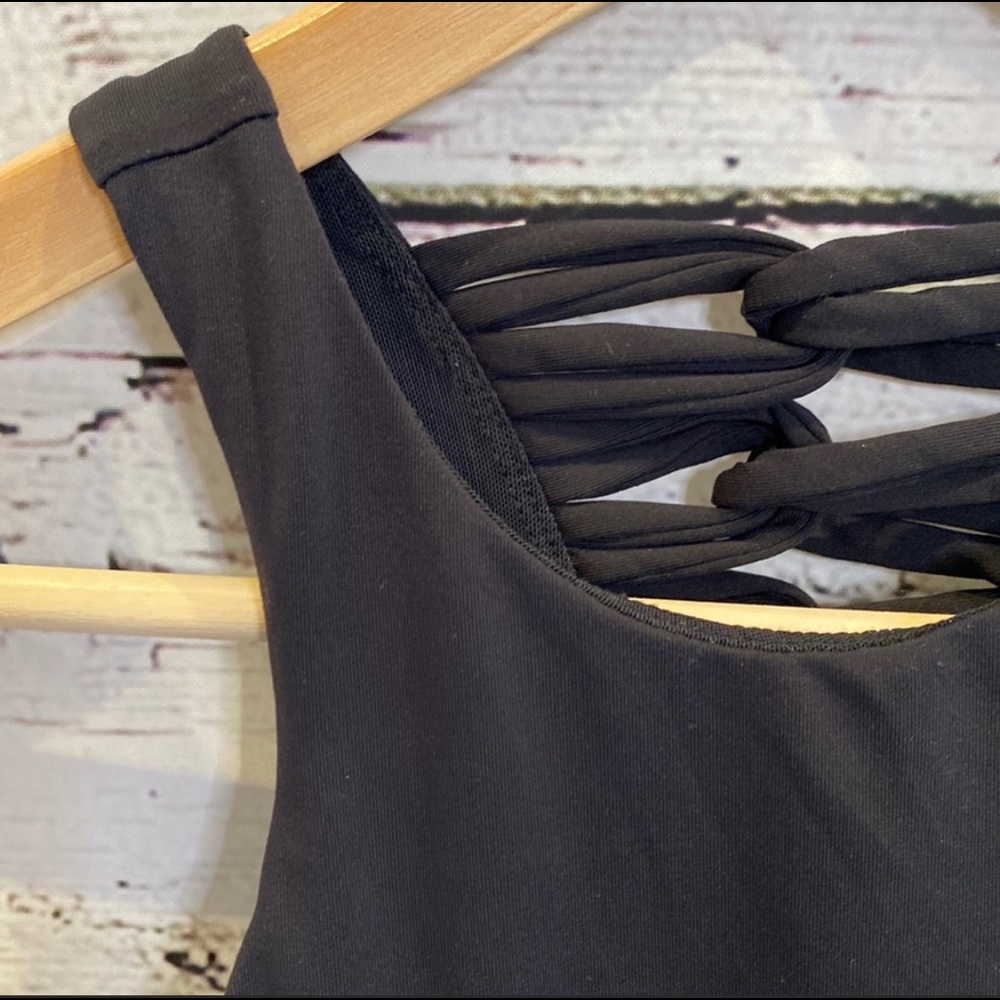 Fabletics work out racer back tank Top With built in Bra S